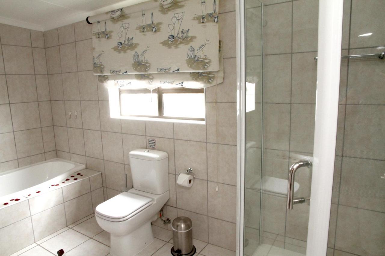 Whispering Whale Hotel Vịnh Vịnh Jacobs Bay Ngoại thất bức ảnh