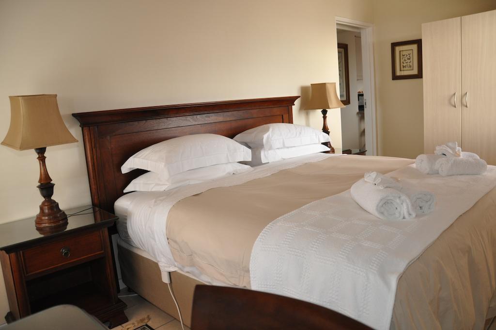 Whispering Whale Hotel Vịnh Vịnh Jacobs Bay Phòng bức ảnh